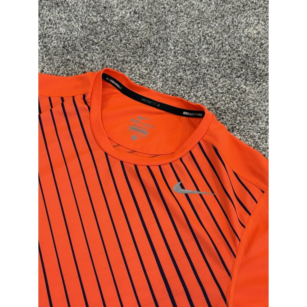 Nike Dri Fit Athletic T Shirt Neon Coral Short Sleeve Men's Size Small Running
